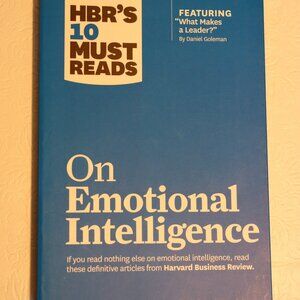 HBR 10 Must Reads On Emotional Intelligence - Paperback Book